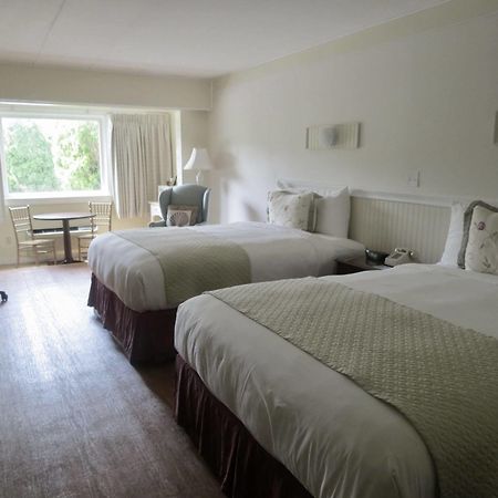 Shoreway Acres Inn Falmouth Exteriör bild